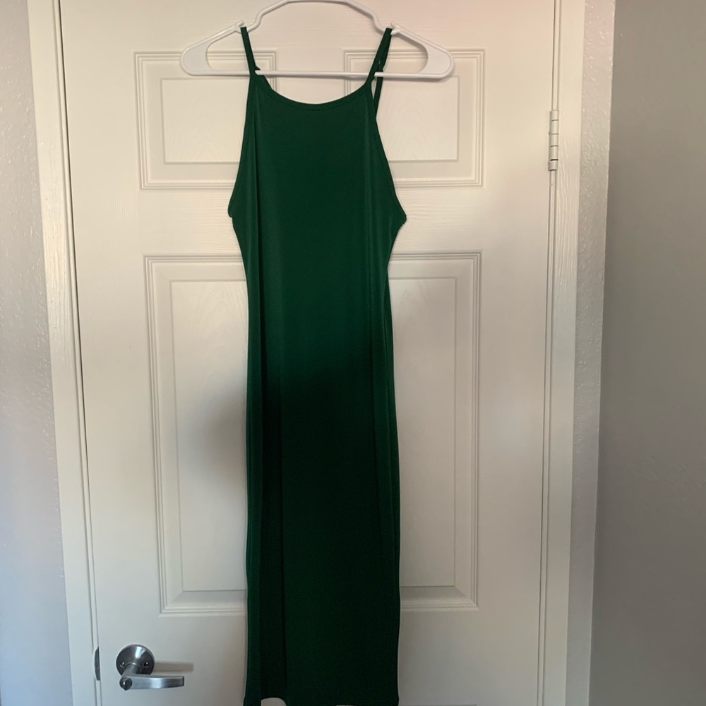 Green sleeveless long dress never use it